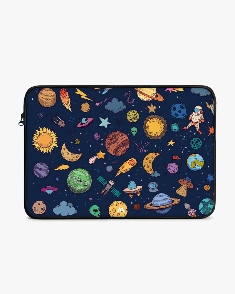 Space Frenzy MacBook / Laptop-Sleeve Mobile Case by CoverMeUp - Style 2