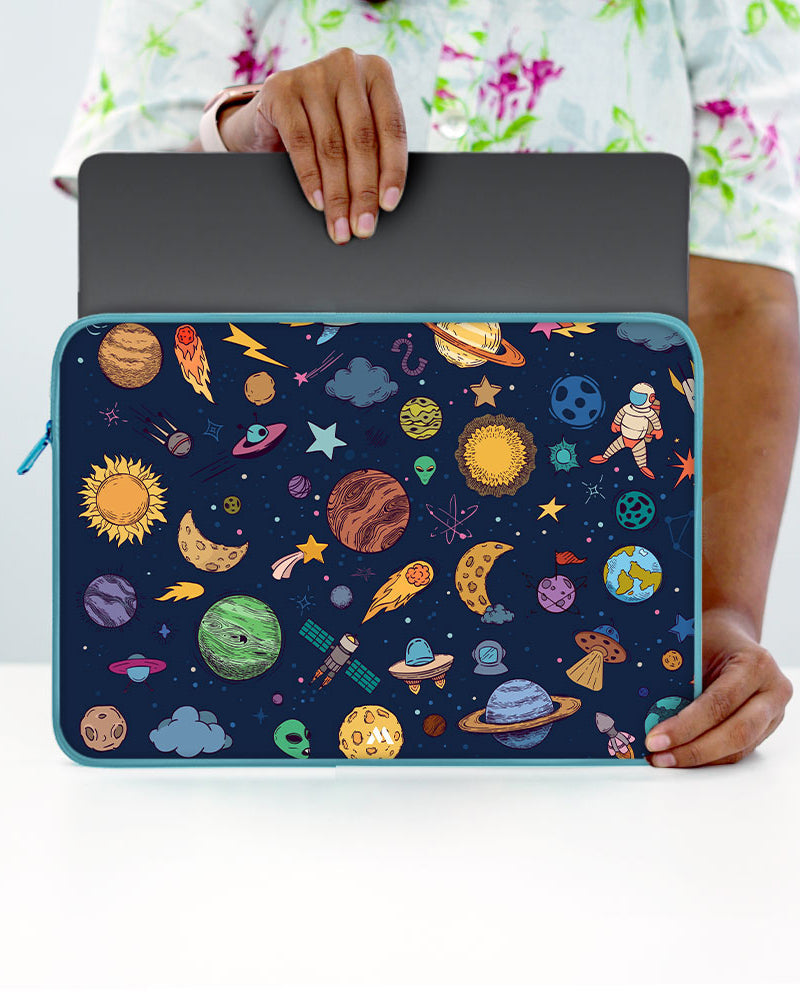 Space Frenzy MacBook / Laptop-Sleeve Mobile Case by CoverMeUp - Style 51