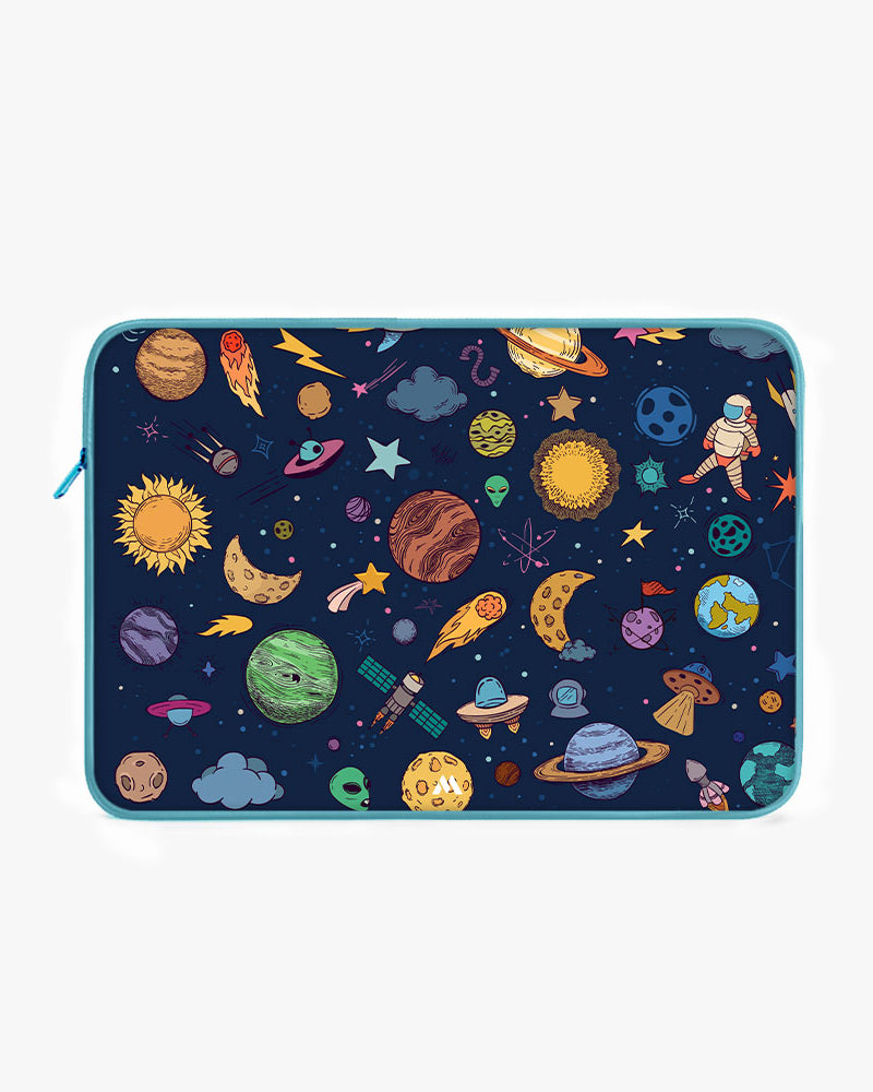 Space Frenzy MacBook / Laptop-Sleeve Mobile Case by CoverMeUp - Style 55