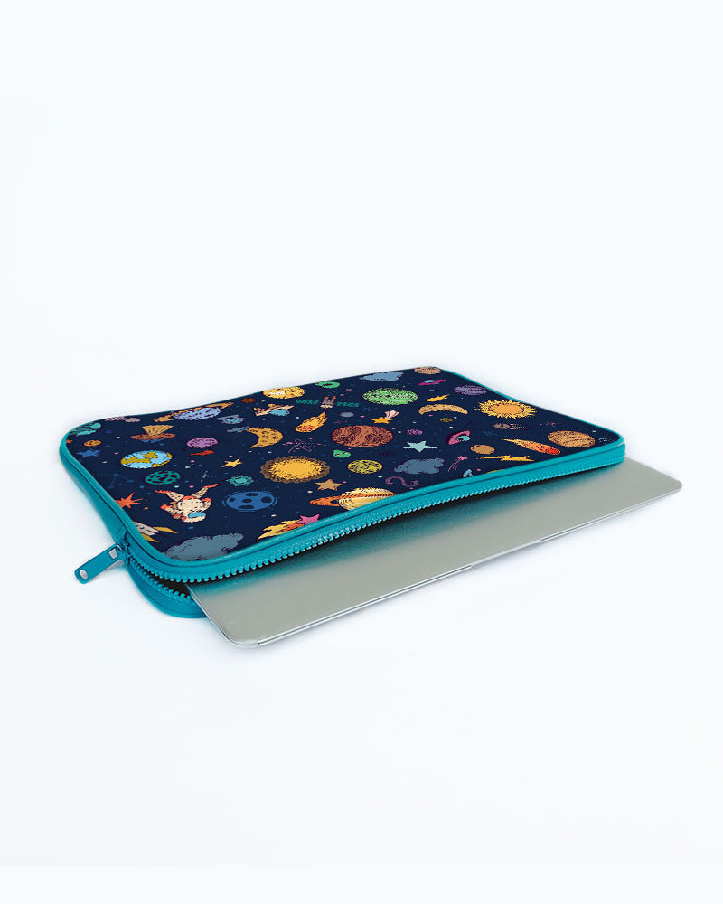 Space Frenzy MacBook / Laptop-Sleeve Mobile Case by CoverMeUp - Style 63