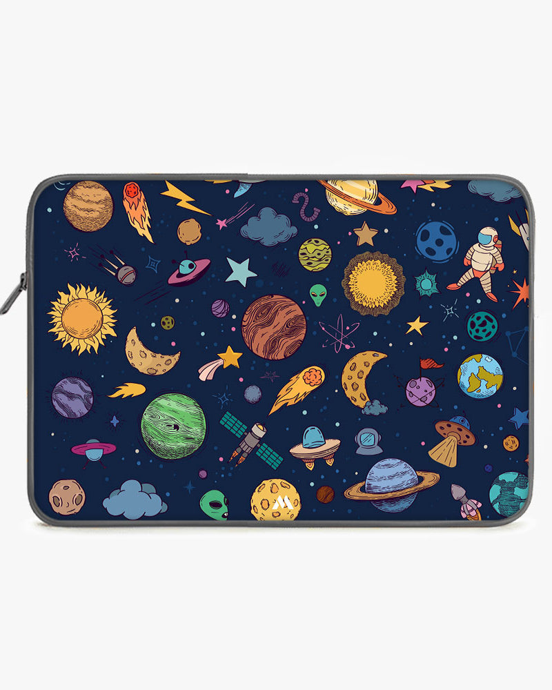 Space Frenzy MacBook / Laptop-Sleeve Mobile Case by CoverMeUp - Style 125