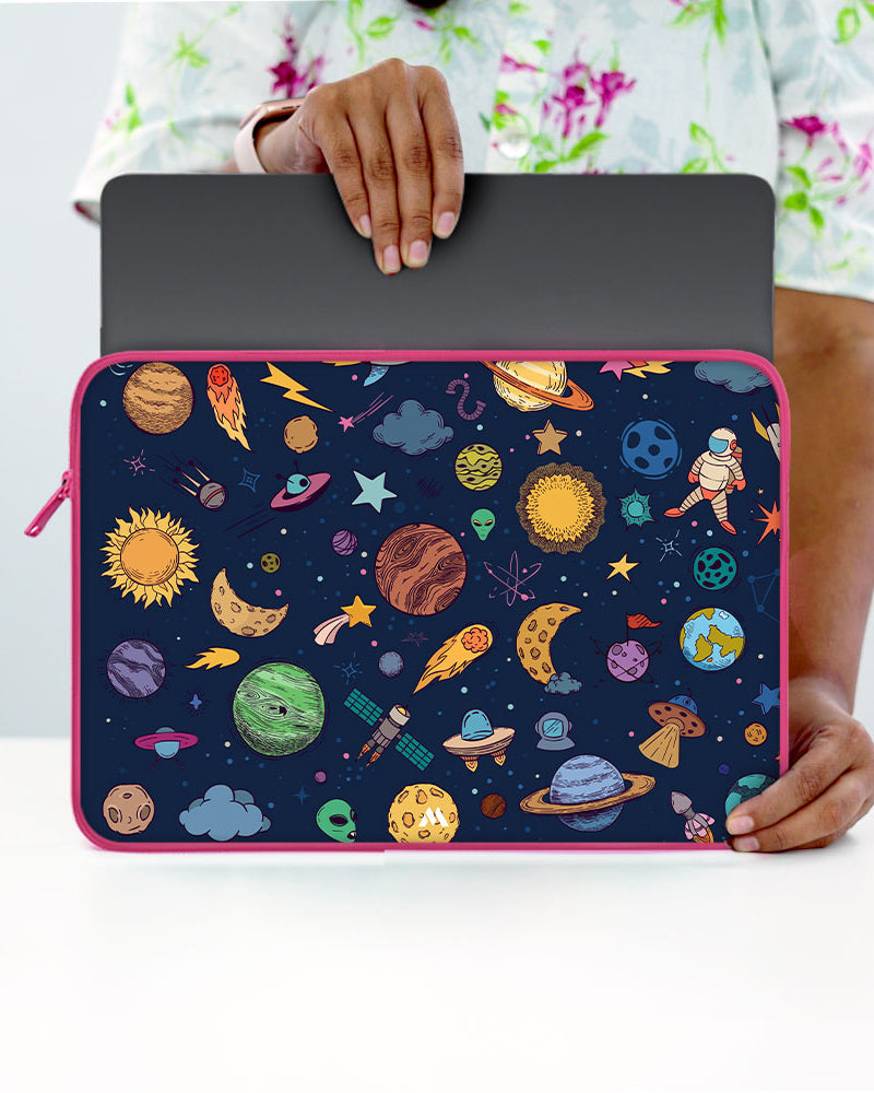 Space Frenzy MacBook / Laptop-Sleeve Mobile Case by CoverMeUp - Style 135
