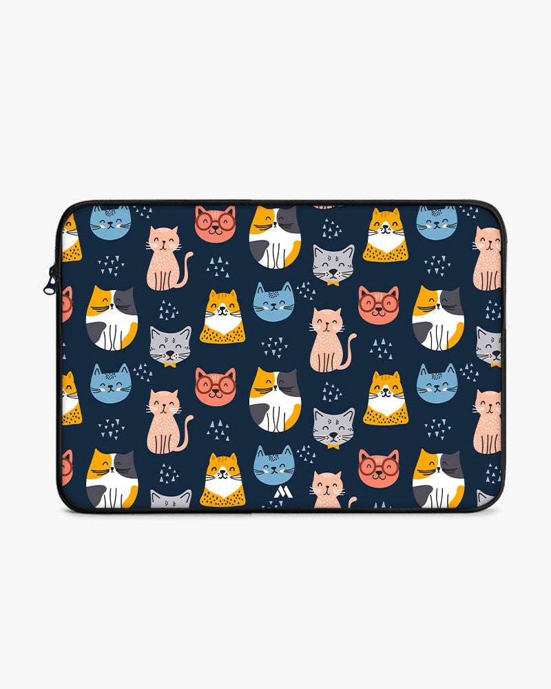 Kitty Galore MacBook / Laptop-Sleeve Mobile Case by CoverMeUp - Style 2