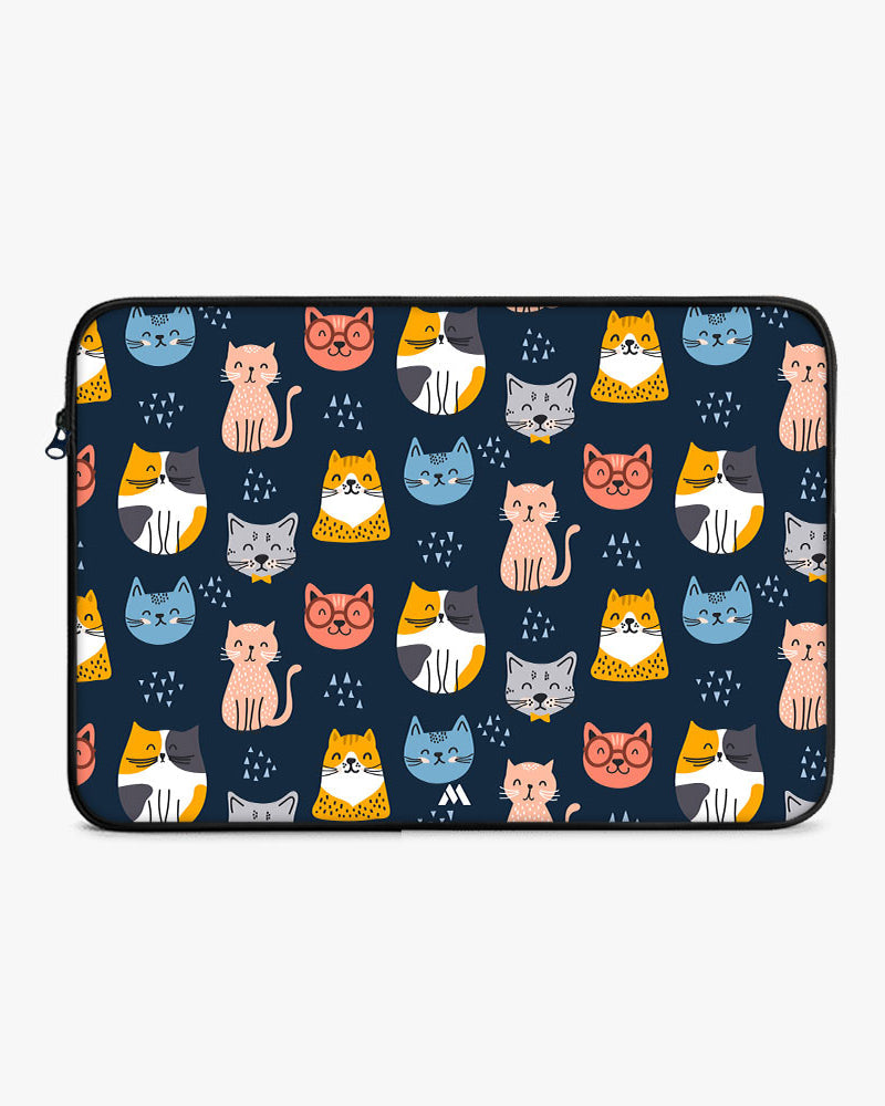 Kitty Galore MacBook / Laptop-Sleeve Mobile Case by CoverMeUp - Style 3