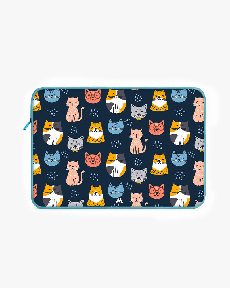 Kitty Galore MacBook / Laptop-Sleeve Mobile Case by CoverMeUp - Style 48