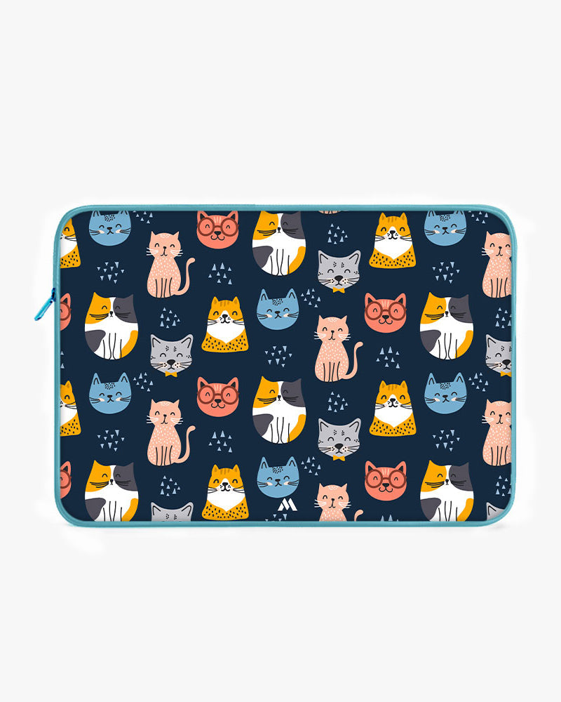 Kitty Galore MacBook / Laptop-Sleeve Mobile Case by CoverMeUp - Style 55