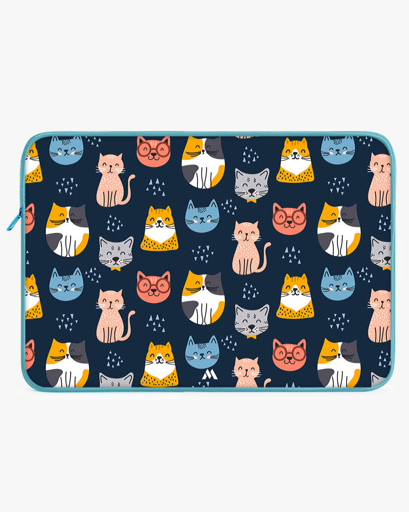 Kitty Galore MacBook / Laptop-Sleeve Mobile Case by CoverMeUp - Style 8
