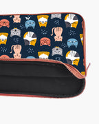 Kitty Galore MacBook / Laptop-Sleeve Mobile Case by CoverMeUp - Style 80