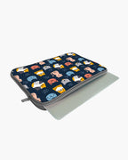 Kitty Galore MacBook / Laptop-Sleeve Mobile Case by CoverMeUp - Style 119