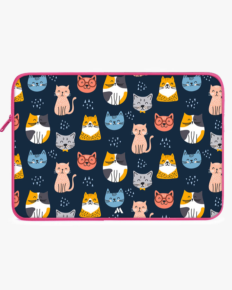 Kitty Galore MacBook / Laptop-Sleeve Mobile Case by CoverMeUp - Style 153