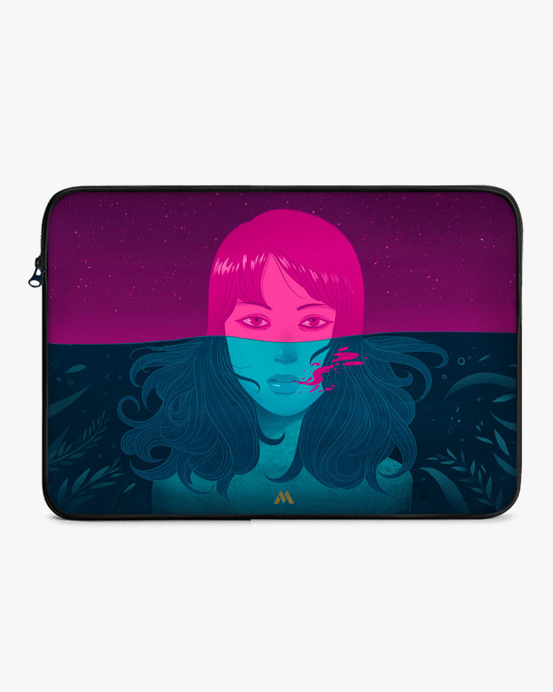 Under the Surface MacBook / Laptop-Sleeve Mobile Case by CoverMeUp - Style 54