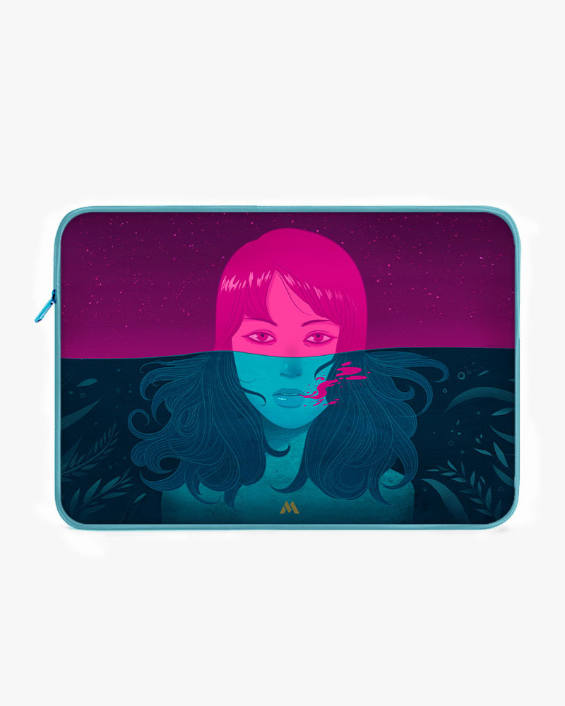 Under the Surface MacBook / Laptop-Sleeve Mobile Case by CoverMeUp - Style 75