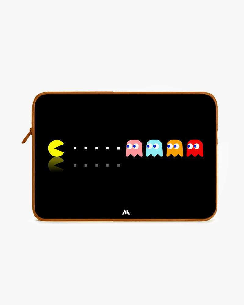 Pacman MacBook / Laptop-Sleeve Mobile Case by CoverMeUp - Style 44
