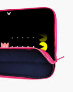 Pacman MacBook / Laptop-Sleeve Mobile Case by CoverMeUp - Style 109
