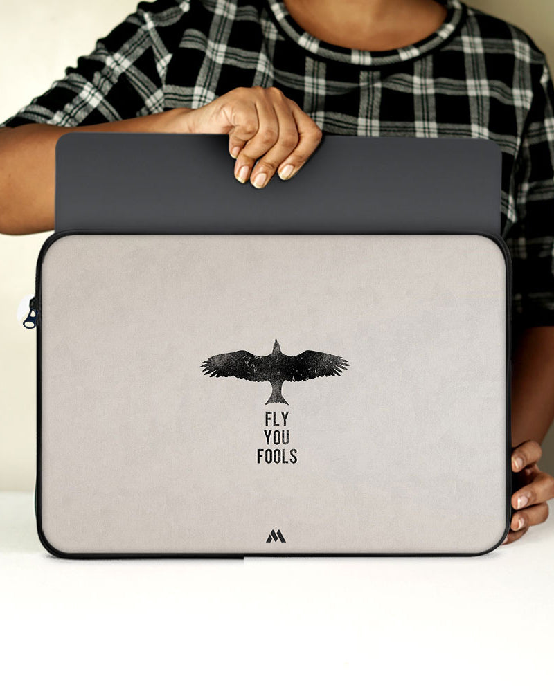 LOTR-Fly You Fools MacBook / Laptop-Sleeve Mobile Case by CoverMeUp - Style 46