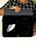 Calvin as Spaceman Spiff MacBook / Laptop-Sleeve Mobile Case by CoverMeUp - Style 25