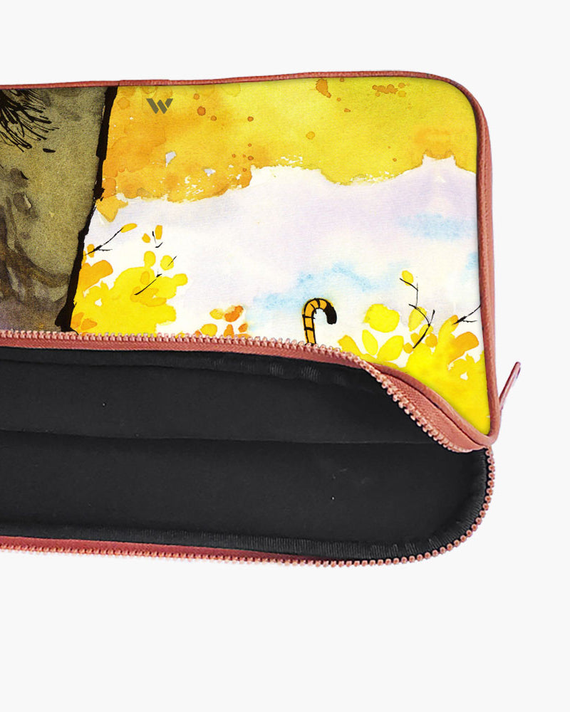 Calvin Hobbes Idyllic Life MacBook / Laptop-Sleeve Mobile Case by CoverMeUp - Style 16