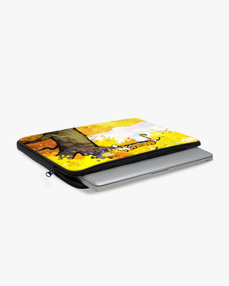 Calvin Hobbes Idyllic Life MacBook / Laptop-Sleeve Mobile Case by CoverMeUp - Style 41