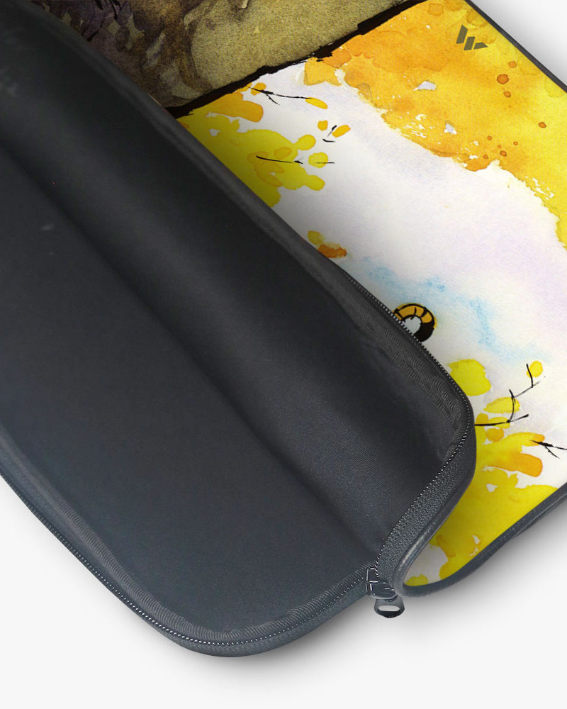 Calvin Hobbes Idyllic Life MacBook / Laptop-Sleeve Mobile Case by CoverMeUp - Style 42