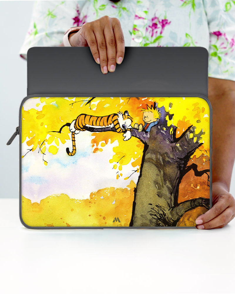 Calvin Hobbes Idyllic Life MacBook / Laptop-Sleeve Mobile Case by CoverMeUp - Style 71