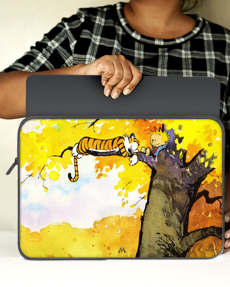 Calvin Hobbes Idyllic Life MacBook / Laptop-Sleeve Mobile Case by CoverMeUp - Style 85