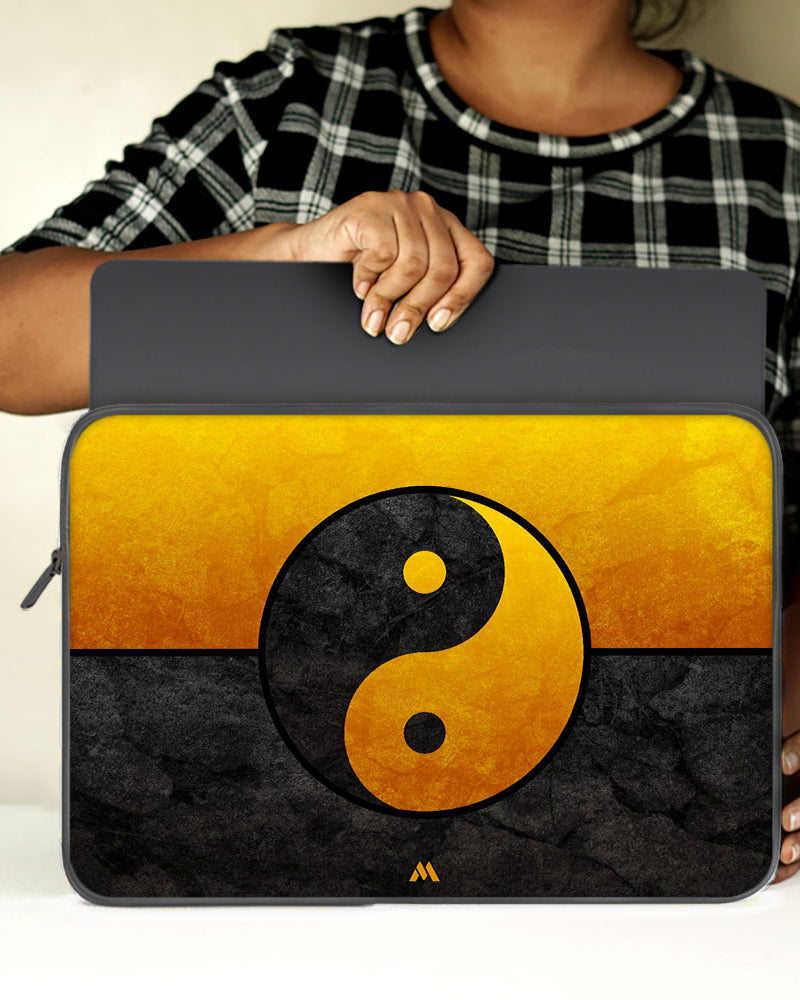 Yin-Yang in Gold MacBook / Laptop-Sleeve Mobile Case by CoverMeUp - Style 78