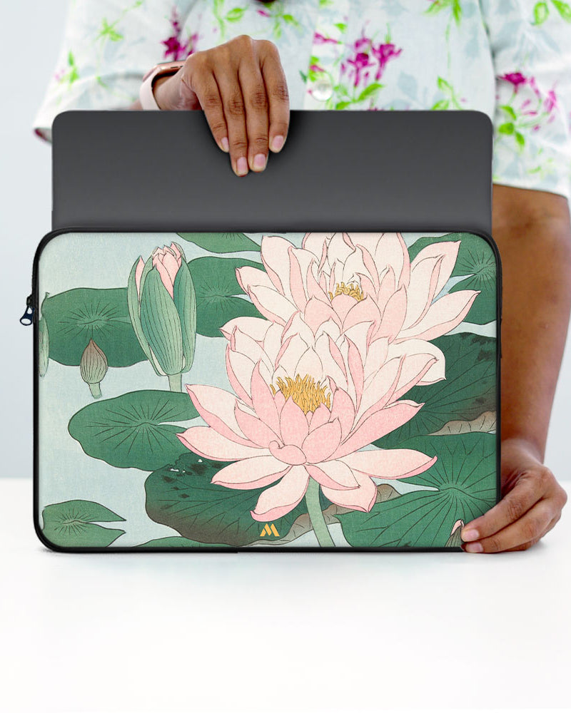 Water Lily [Ohara Koson] MacBook / Laptop-Sleeve Mobile Case by CoverMeUp - Style 11