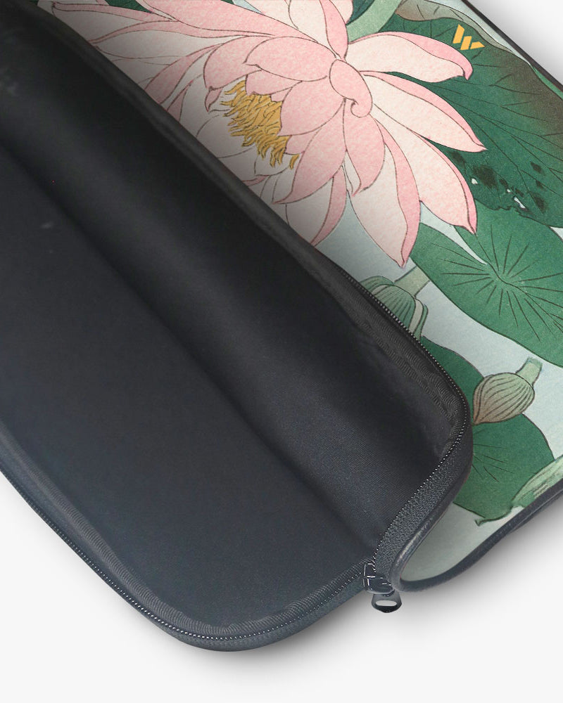 Water Lily [Ohara Koson] MacBook / Laptop-Sleeve Mobile Case by CoverMeUp - Style 24
