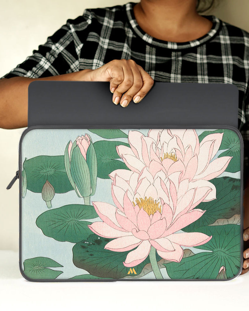 Water Lily [Ohara Koson] MacBook / Laptop-Sleeve Mobile Case by CoverMeUp - Style 46