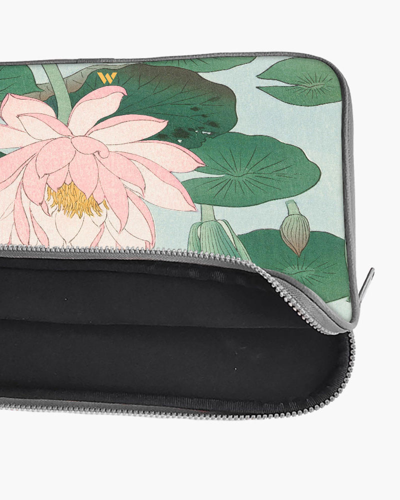 Water Lily [Ohara Koson] MacBook / Laptop-Sleeve Mobile Case by CoverMeUp - Style 59