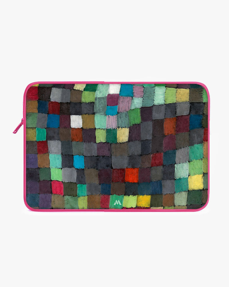May Picture [Paul Klee] MacBook / Laptop-Sleeve Mobile Case by CoverMeUp - Style 18