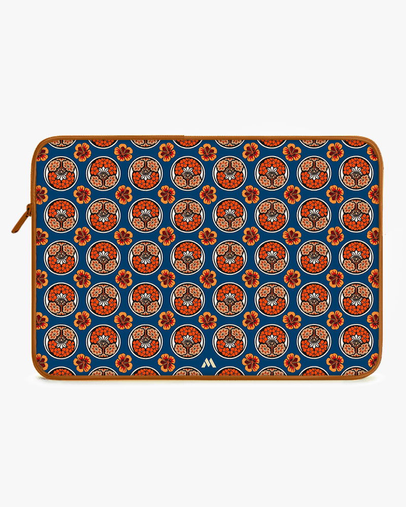 East-Indian Cherries [Julie de Graag] MacBook / Laptop-Sleeve Mobile Case by CoverMeUp - Style 3