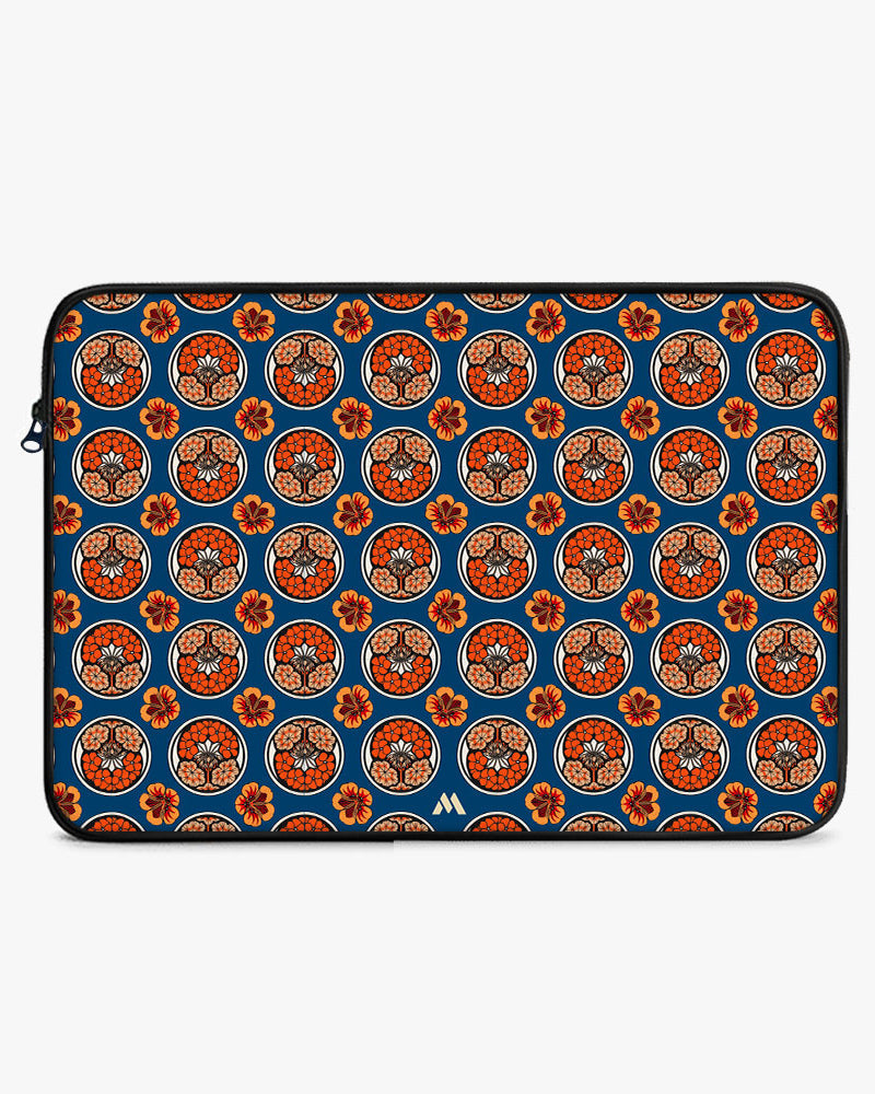 East-Indian Cherries [Julie de Graag] MacBook / Laptop-Sleeve Mobile Case by CoverMeUp - Style 8