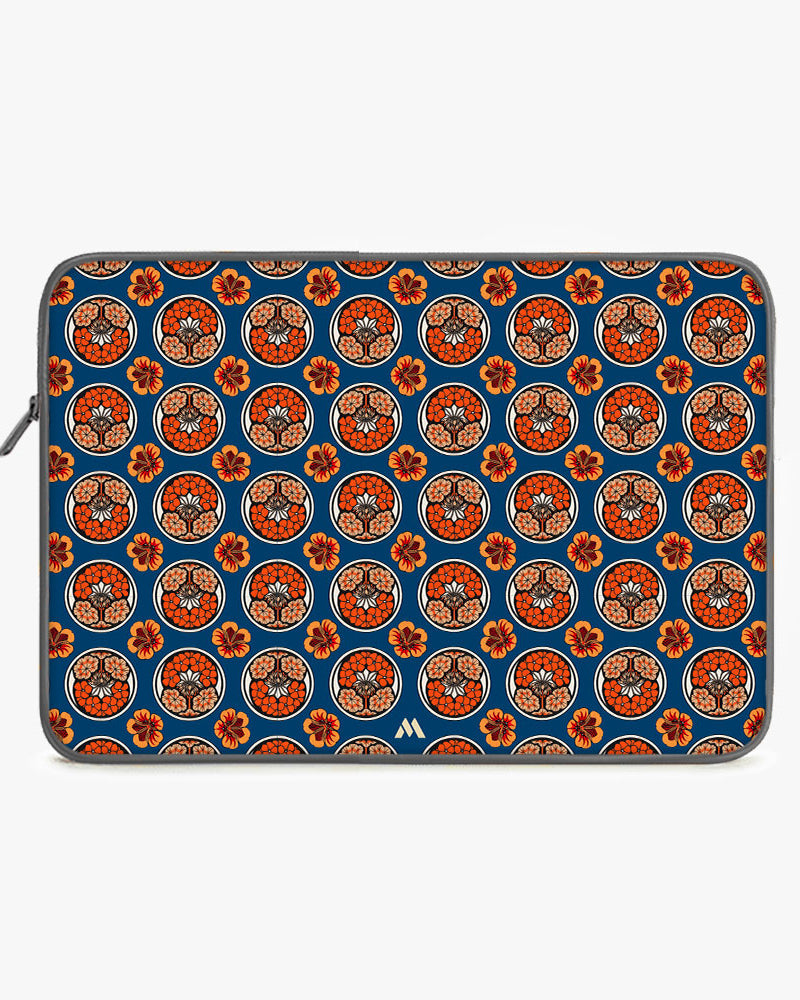 East-Indian Cherries [Julie de Graag] MacBook / Laptop-Sleeve Mobile Case by CoverMeUp - Style 93