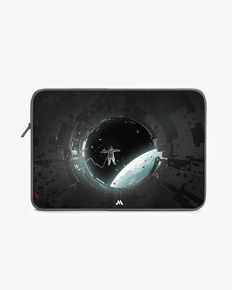 Through The Airlock MacBook / Laptop-Sleeve Mobile Case by CoverMeUp - Style 5