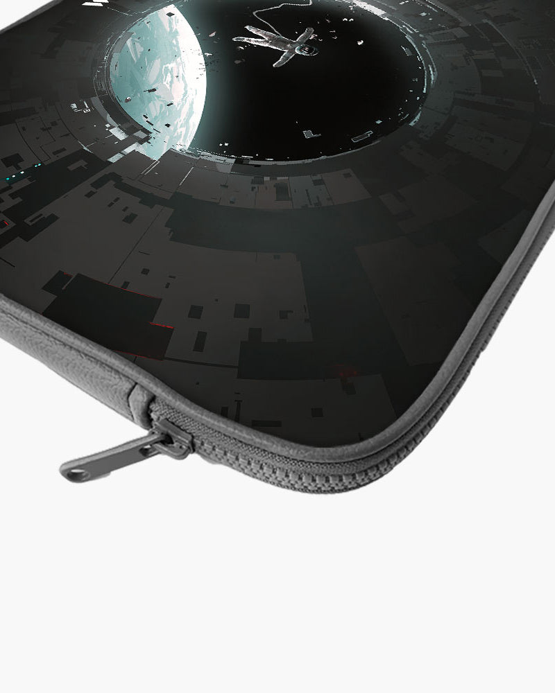 Through The Airlock MacBook / Laptop-Sleeve Mobile Case by CoverMeUp - Style 38