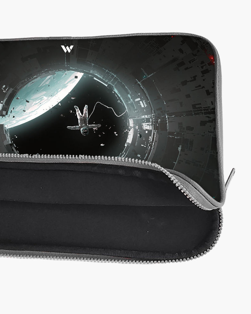 Through The Airlock MacBook / Laptop-Sleeve Mobile Case by CoverMeUp - Style 45