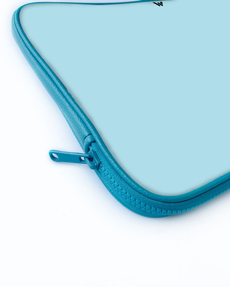 Beryl Waters MacBook / Laptop-Sleeve Mobile Case by CoverMeUp - Style 65