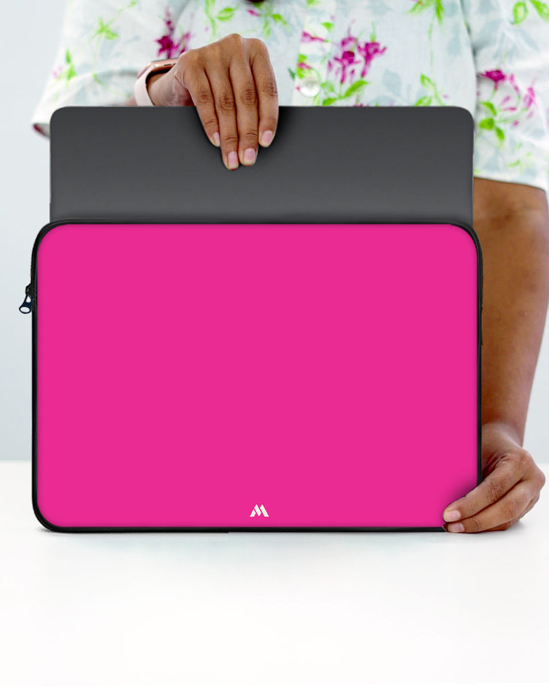 Bubble Gummers MacBook / Laptop-Sleeve Mobile Case by CoverMeUp - Style 11