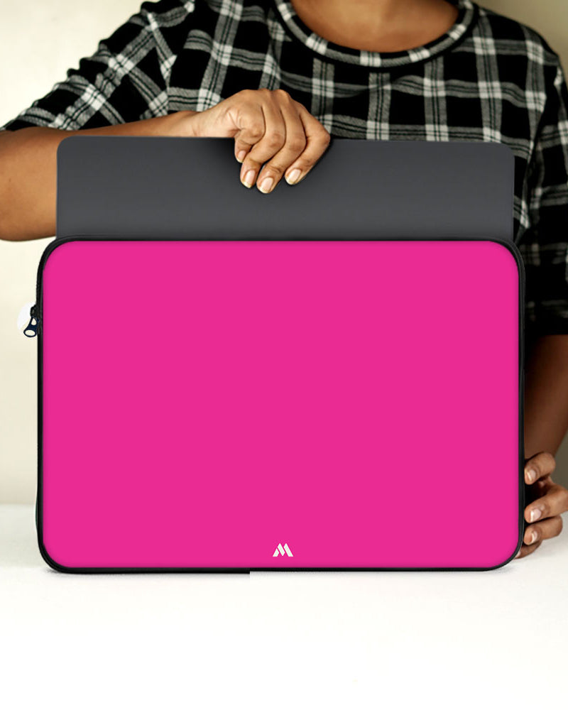 Bubble Gummers MacBook / Laptop-Sleeve Mobile Case by CoverMeUp - Style 32