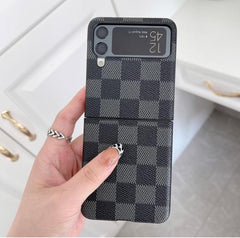 Luxury Leather Texture Flip 4 Case with Keychain – Stylish Protection for Samsung Galaxy Z Flip 4