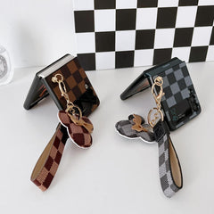 Luxury Leather Texture Flip 4 Case with Keychain – Stylish Protection for Samsung Galaxy Z Flip 4