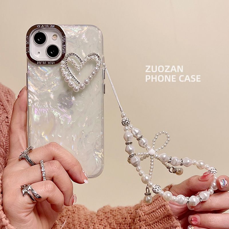 Pearl Heart Luxury iPhone Case – Elegant Shockproof TPU Cover with Camera Protection