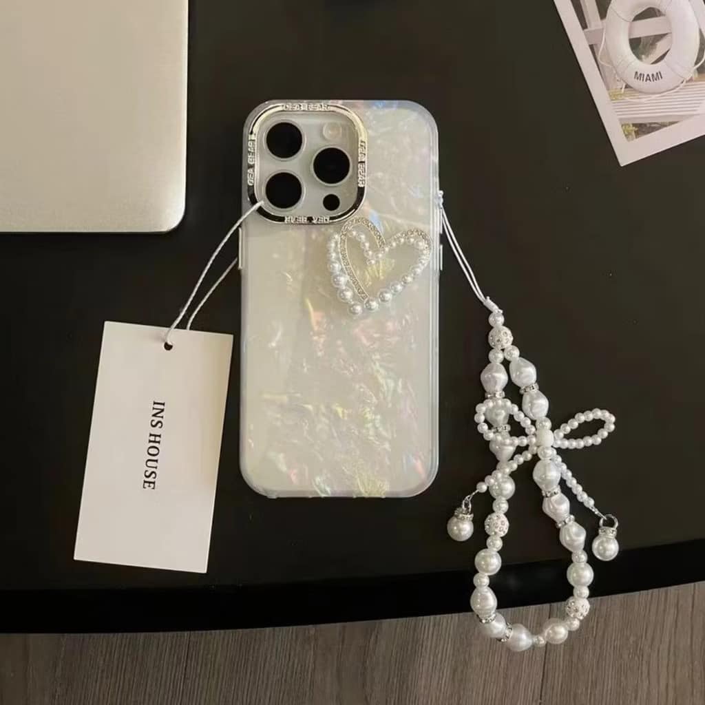 Pearl Heart Luxury iPhone Case – Elegant Shockproof TPU Cover with Camera Protection