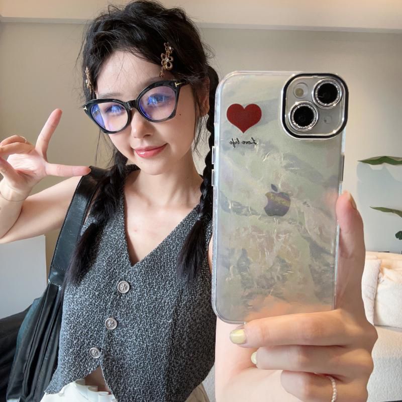 Pearlescent Heart iPhone Case – Iridescent Protective Cover (Red & Black Heart)