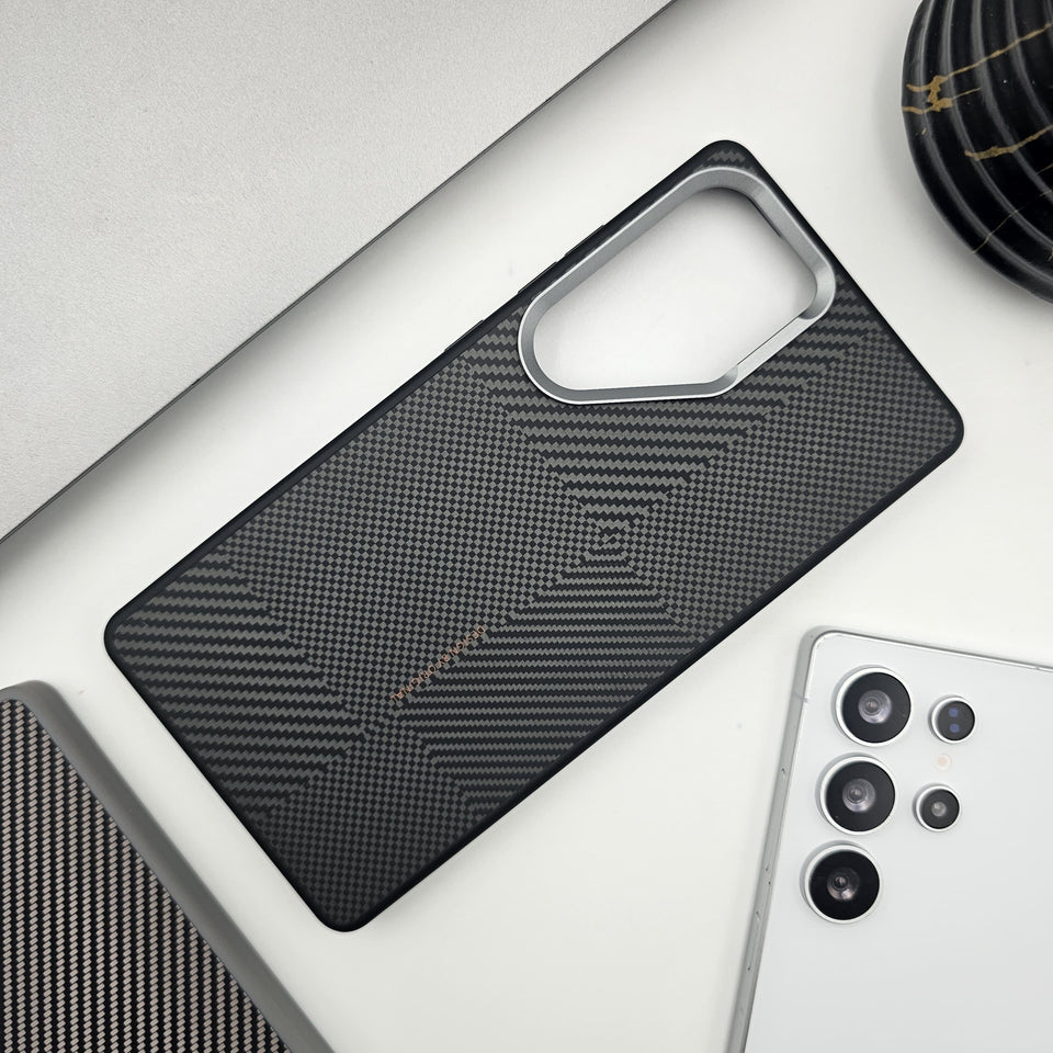 Samsung Galaxy S25 Ultra Super Thin Carbon Fiber Texture Case