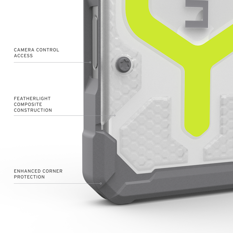 UAG Urban Armor Gear Pathfinder Clear iPhone 17 Pro Case