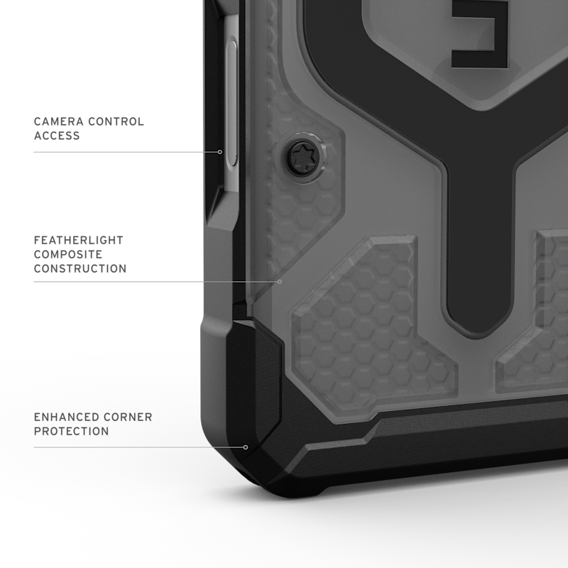 UAG Urban Armor Gear Pathfinder Clear iPhone 17 Pro Case