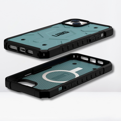 UAG Pathfinder with MagSafe Rugged Protection Case for iPhone 15 Pro (Sierra Blue)