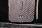 UAG Urban Armor Gear Dot iPhone 17 Pro Case